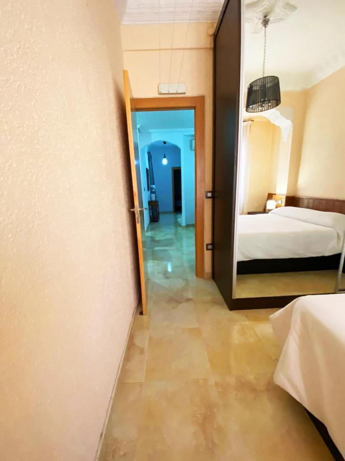 Valencia Cerca Al Puerto Shared Apartment Εξωτερικό φωτογραφία